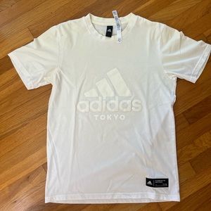 Adidas Men Shirt Adult Medium Tokyo White Logo The Go To Tee Excellent Condition